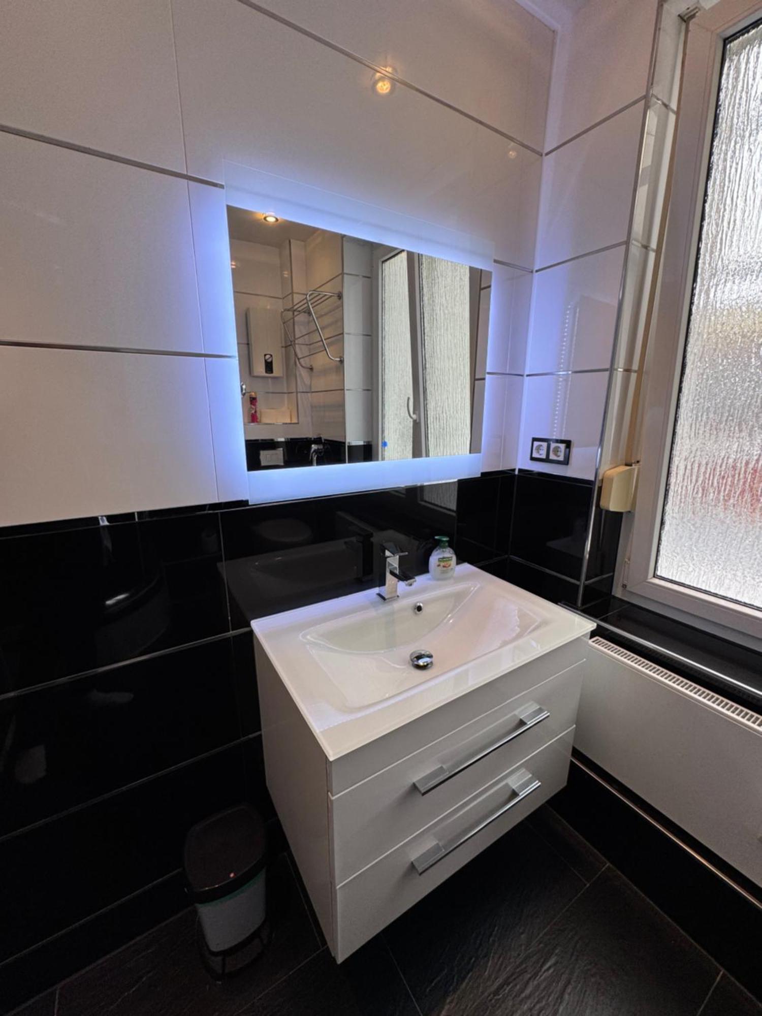 Moderne & Rustikale Monteurwohnung Im Zentrum Eitorf Экстерьер фото