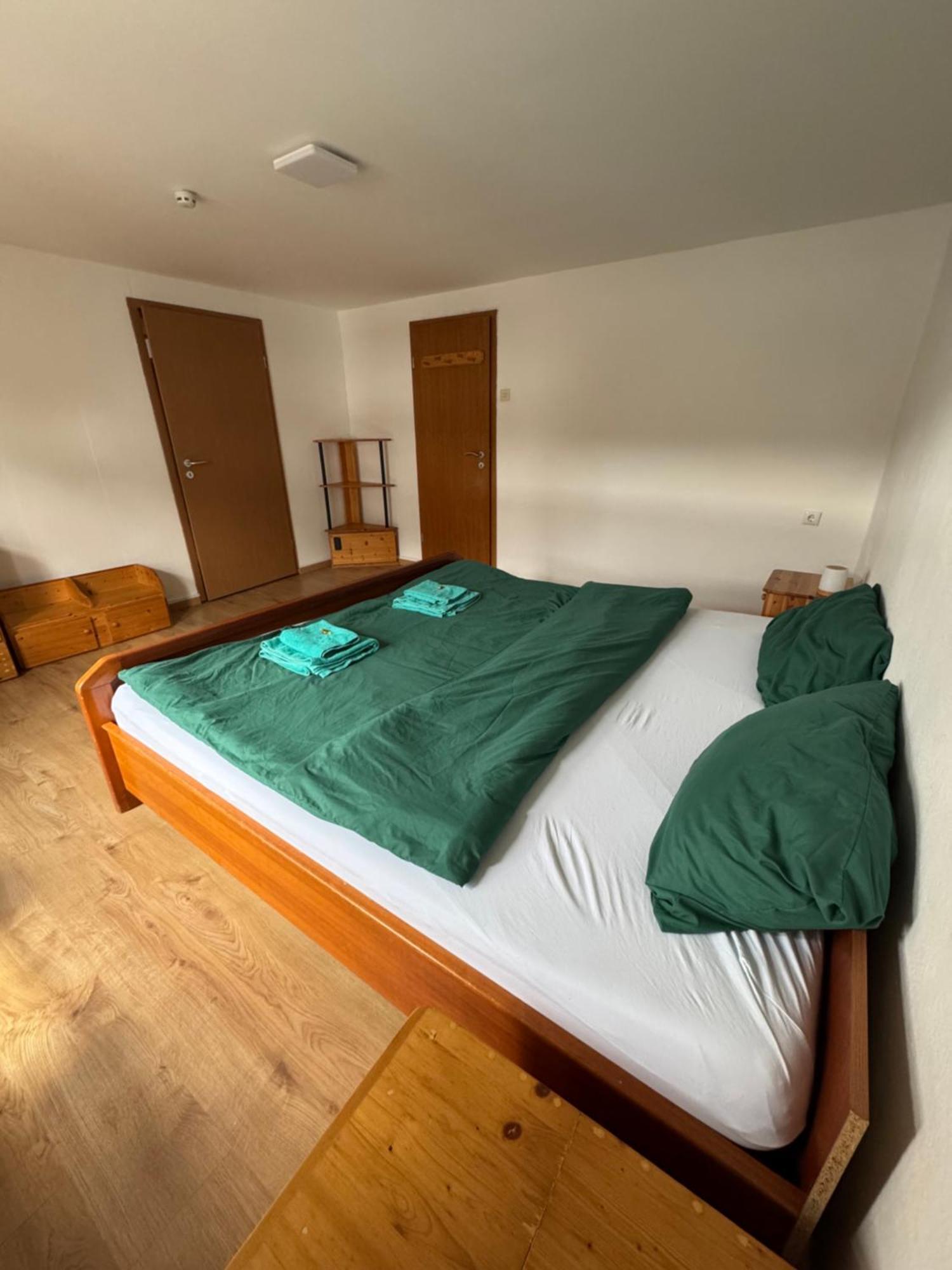 Moderne & Rustikale Monteurwohnung Im Zentrum Eitorf Экстерьер фото